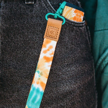 Load image into Gallery viewer, Thread | Neck Lanyard