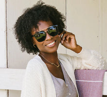 Load image into Gallery viewer, Peepers | St. Tropez (Black) Sunglasses