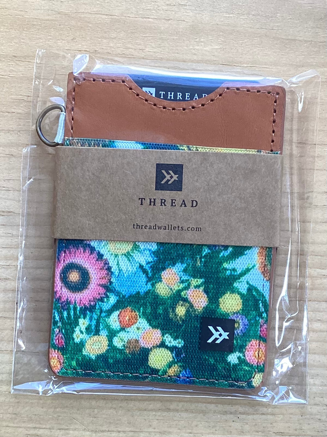 Vertical Wallet - Thread Wallets