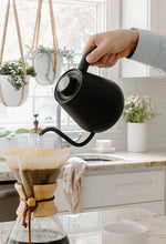 Load image into Gallery viewer, Soma | Kettle